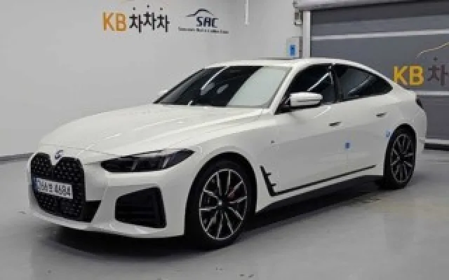 인천중고차시세비교 4시리즈 (G22) 420i 쿠페 M 스포츠 프로 매물 사진 12 - 2026/02 5,673km